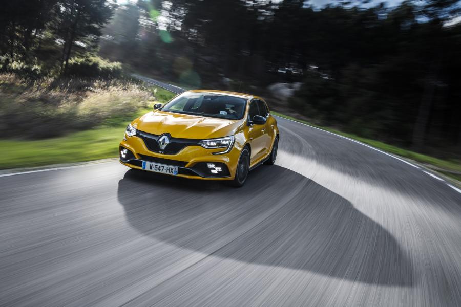  Renault Megane R.S. Trophy 2018 года  (WW) (фото 43 из 65)
